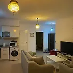 Fantastic Apt-2 Min Walk From Cent'r Antalya Region, Great For Golf Lovers 公寓 *