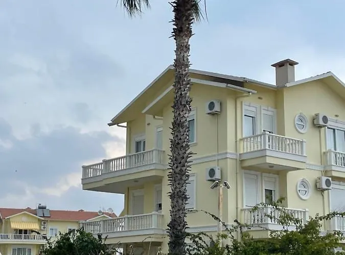 Fantastic Apt-2 Min Walk From Cent'r Antalya Region, Great For Golf Lovers דירה באלאק