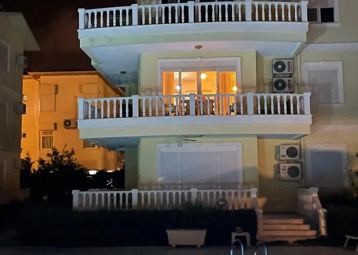 Fantastic Apt-2 Min Walk From Cent'r Antalya Region, Great For Golf Lovers Appartement