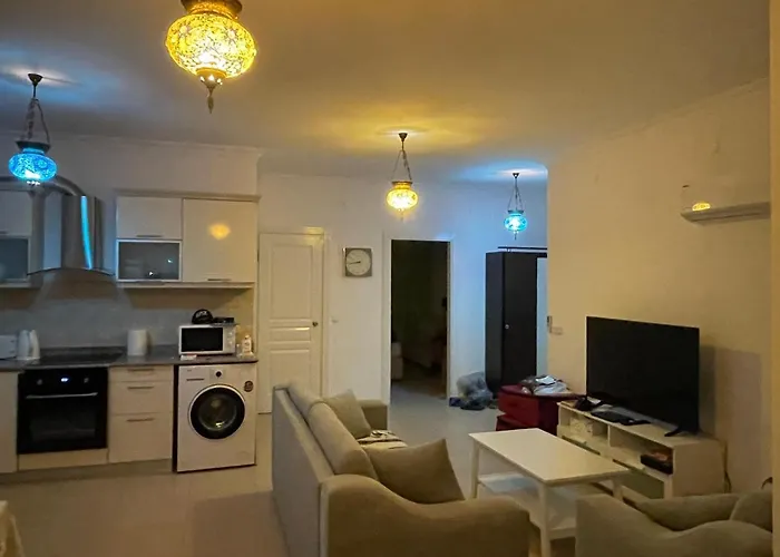 Fantastic Apt-2 Min Walk From Cent'r Antalya Region, Great For Golf Lovers דירה *