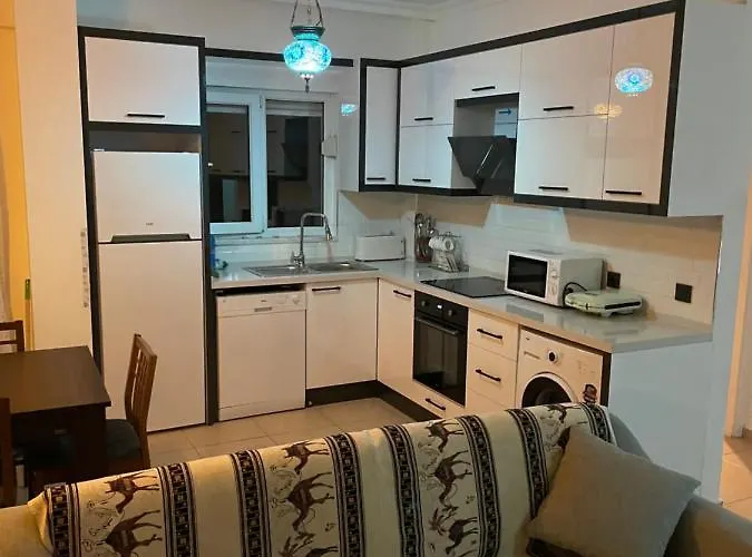 Fantastic Apt-2 Min Walk From Cent'r Antalya Region, Great For Golf Lovers באלאק